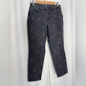 Hollister Women’s Black Mom Jeans with Floral Embroidery Size: 7R